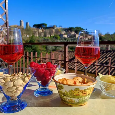 Lovely Balcony San Gimignano Apartments Extérieur photo