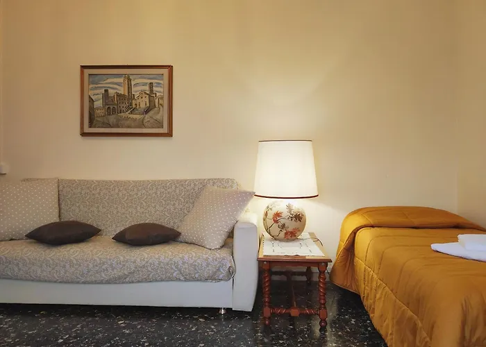 Lovely Balcony San Gimignano Apartments