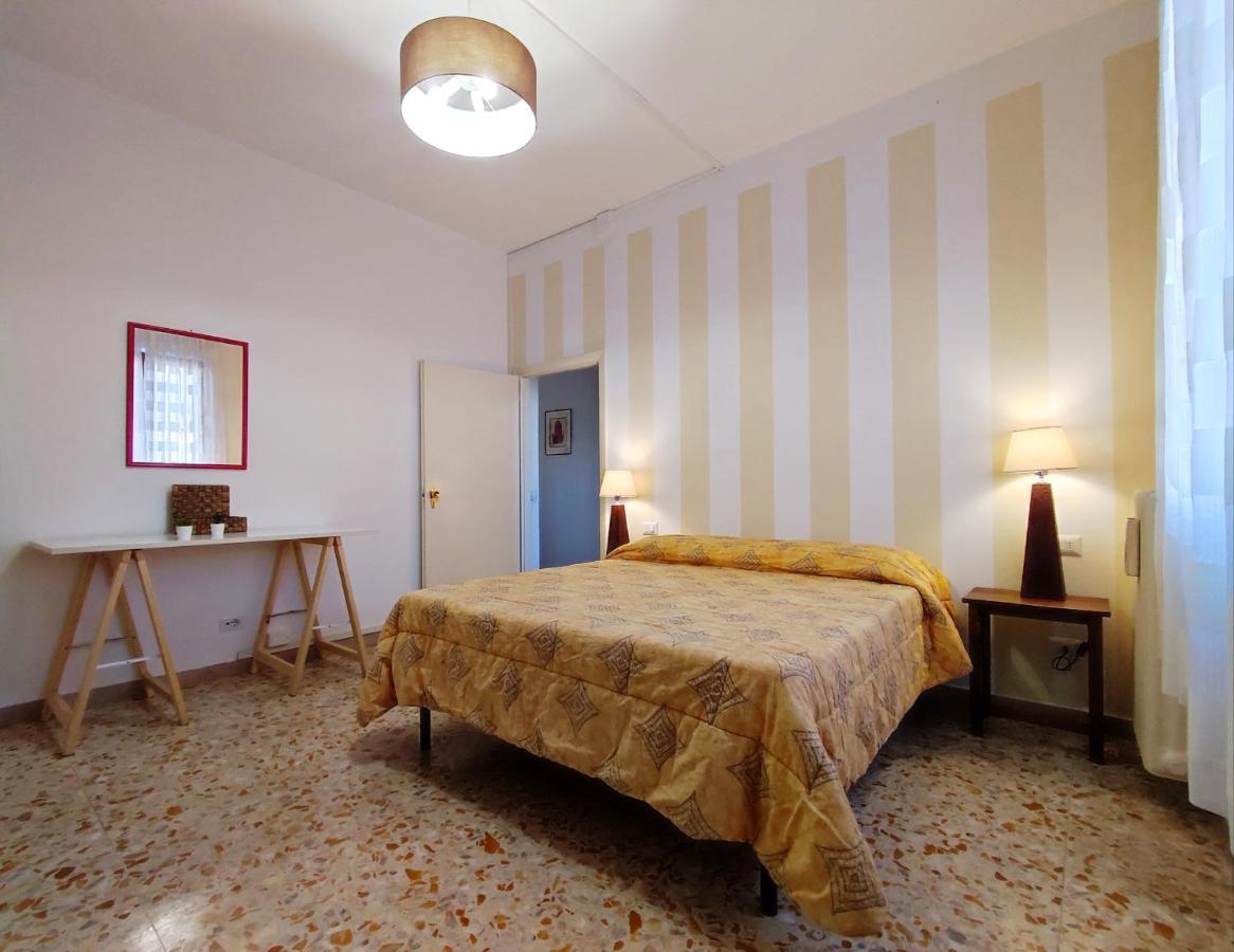 Apartment Lovely Balcony San Gimignano